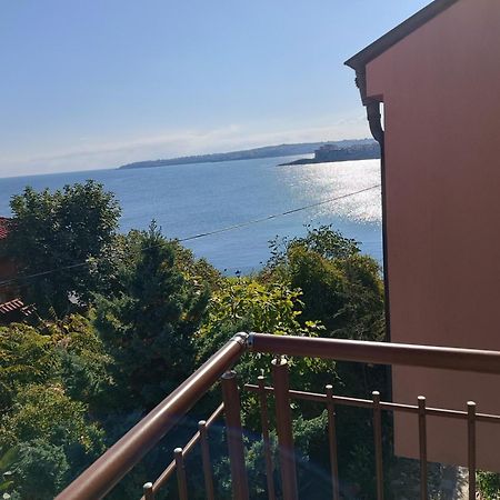 Farlalievi Guest House Sosopol Exterior foto