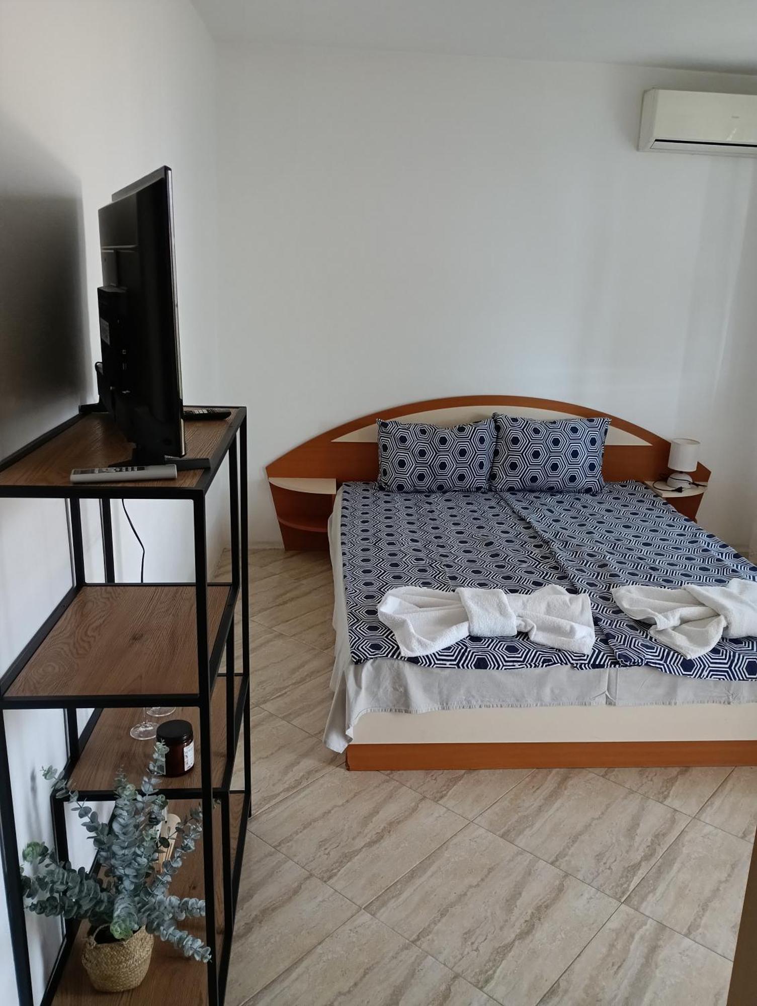 Farlalievi Guest House Sosopol Exterior foto